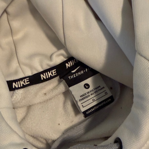 Used White Nike Hoodie w/ grey camo logo - Picture 6 of 7